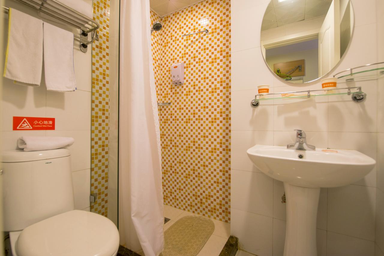 Home Inn Chongqing Nanping Pedestrian Street Exterior photo