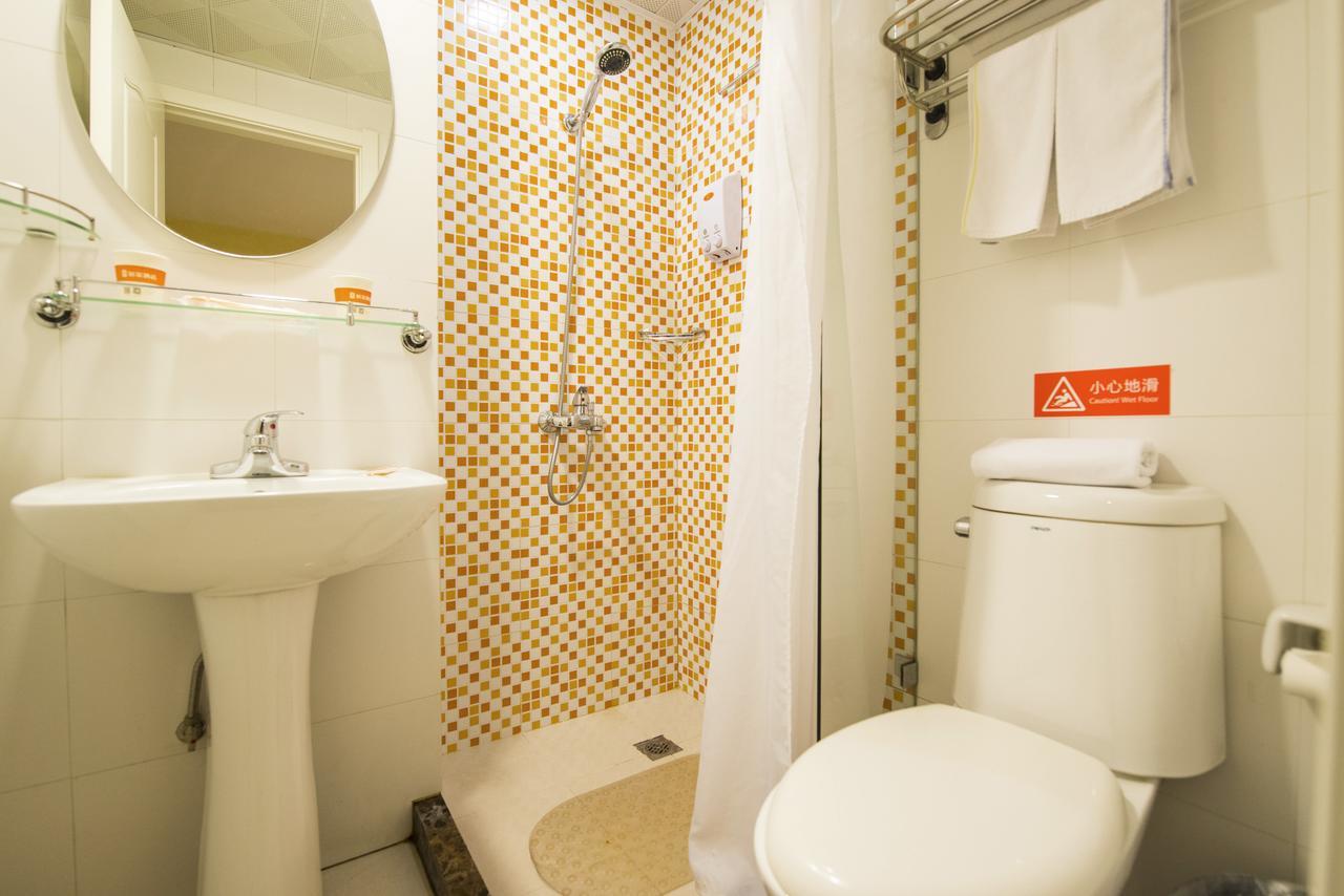 Home Inn Chongqing Nanping Pedestrian Street Exterior photo