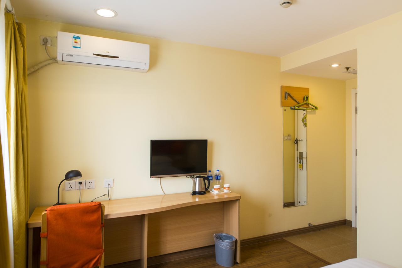 Home Inn Chongqing Nanping Pedestrian Street Exterior photo